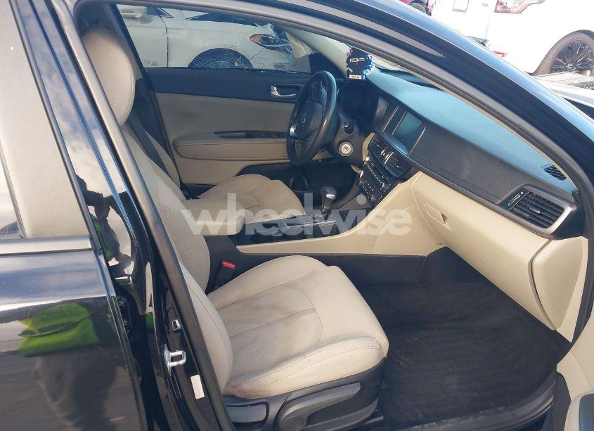Photo 5 of 2018 Kia Optima LX (VIN 5XXGT4L38JG256924)