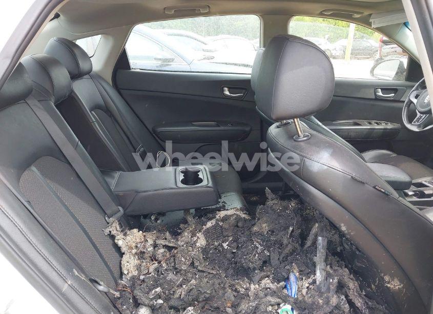 Photo 8 of 2018 Kia Optima S (VIN 5XXGT4L38JG258916)