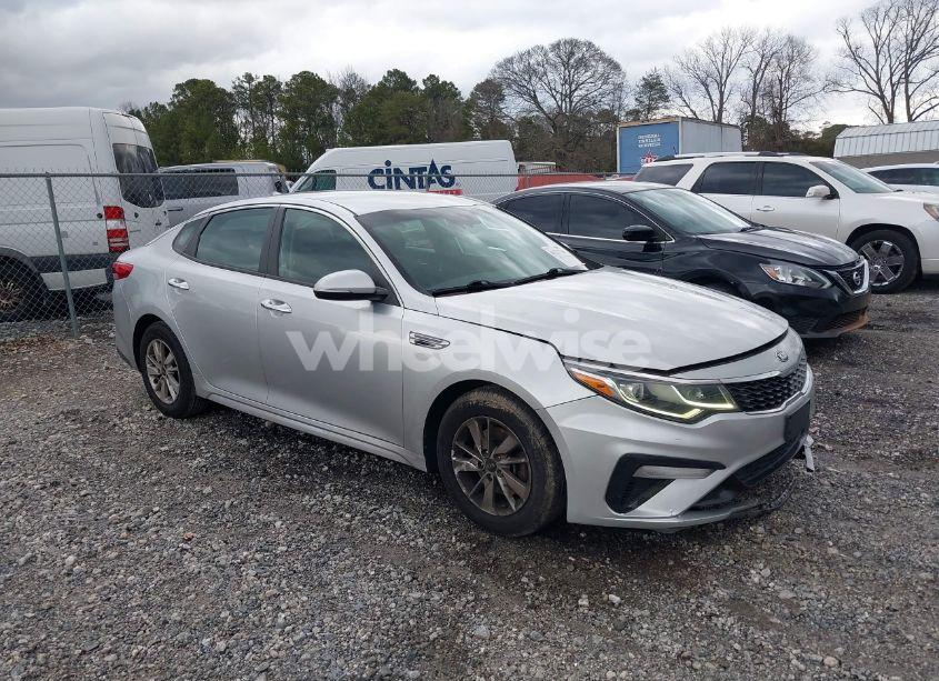 2019 Kia Optima LX (VIN 5XXGT4L38KG282053) main photo
