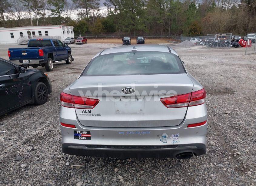 Photo 16 of 2019 Kia Optima LX (VIN 5XXGT4L38KG282053)