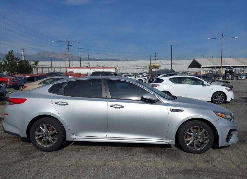Photo 19 of 2019 Kia Optima LX (VIN 5XXGT4L38KG291058)
