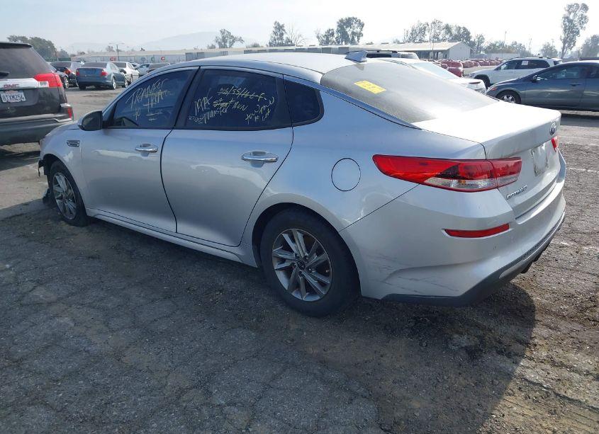 Photo 3 of 2019 Kia Optima LX (VIN 5XXGT4L38KG291058)