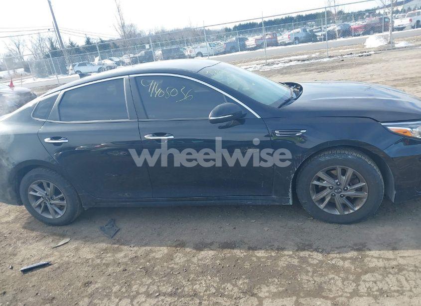 Photo 14 of 2019 Kia Optima LX (VIN 5XXGT4L38KG291707)