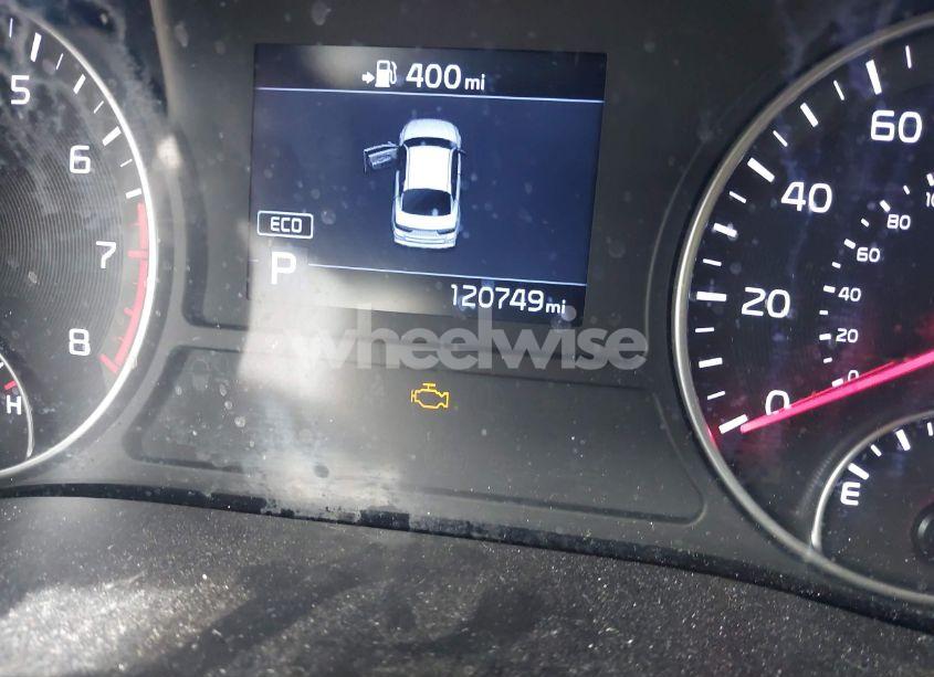 Photo 16 of 2019 Kia Optima LX (VIN 5XXGT4L38KG291707)