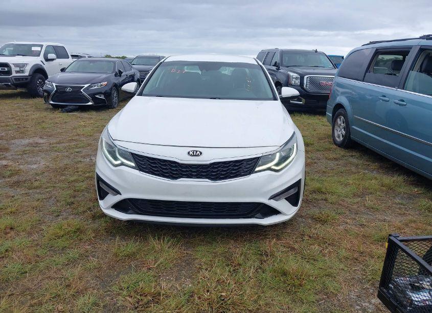 Photo 12 of 2019 Kia Optima LX (VIN 5XXGT4L38KG294669)