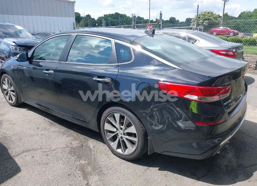 Photo 3 of 2019 Kia Optima S (VIN 5XXGT4L38KG303595)