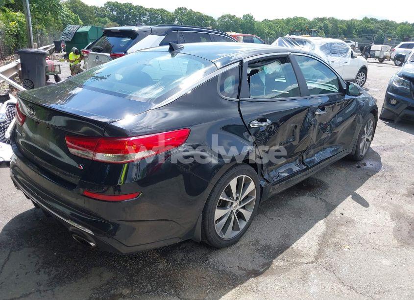 Photo 4 of 2019 Kia Optima S (VIN 5XXGT4L38KG303595)