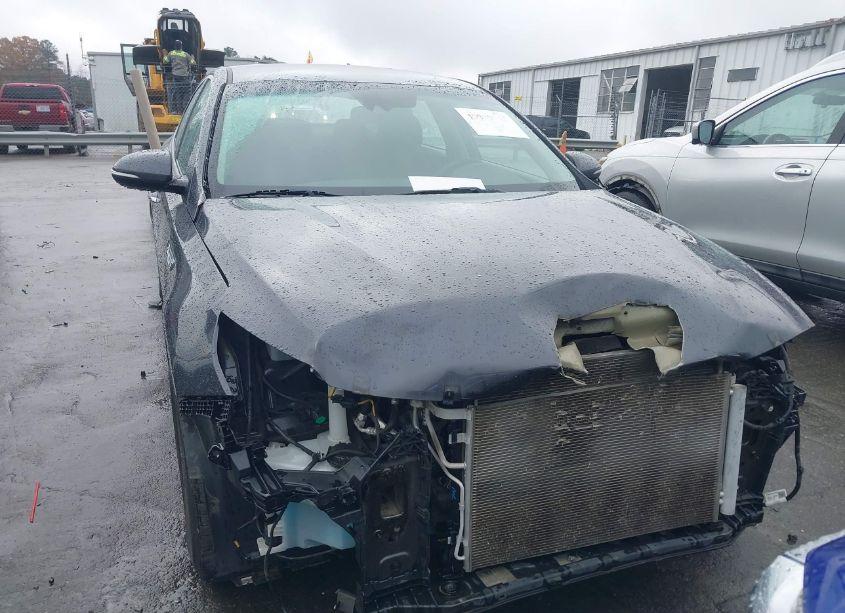 Photo 12 of 2019 Kia Optima LX (VIN 5XXGT4L38KG307629)