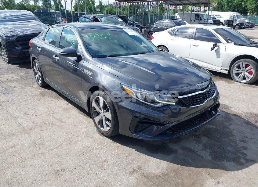 2019 Kia Optima S (VIN 5XXGT4L38KG309347) main photo