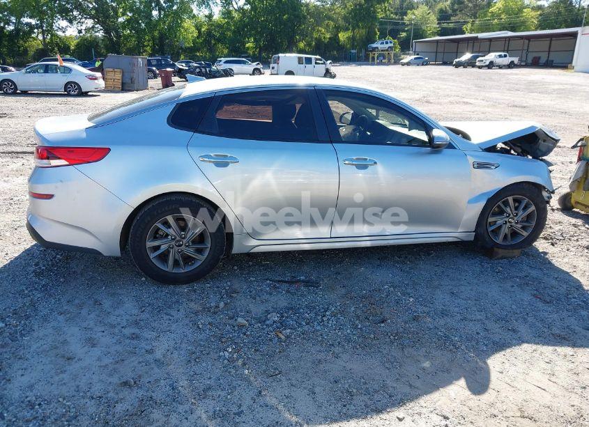 Photo 13 of 2019 Kia Optima LX (VIN 5XXGT4L38KG320784)