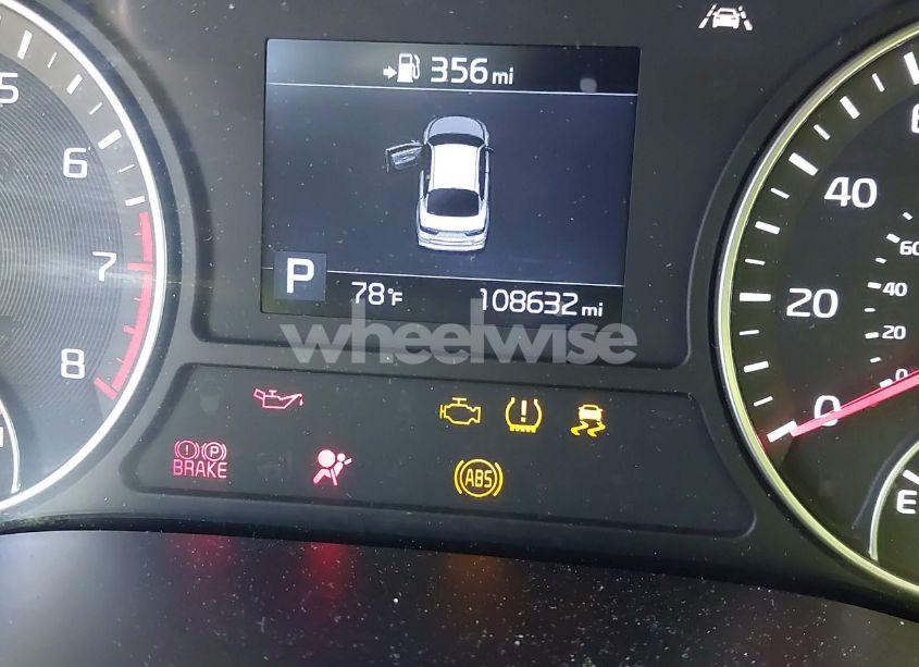 Photo 15 of 2019 Kia Optima LX (VIN 5XXGT4L38KG320784)