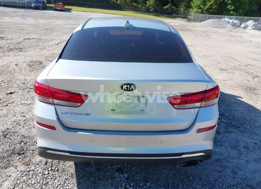 Photo 16 of 2019 Kia Optima LX (VIN 5XXGT4L38KG320784)