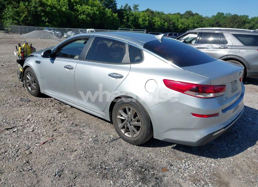 Photo 3 of 2019 Kia Optima LX (VIN 5XXGT4L38KG320784)