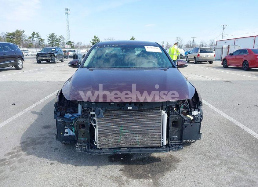 Photo 12 of 2019 Kia Optima LX (VIN 5XXGT4L38KG320865)