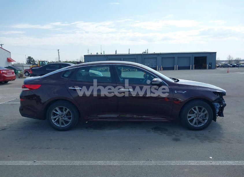 Photo 13 of 2019 Kia Optima LX (VIN 5XXGT4L38KG320865)