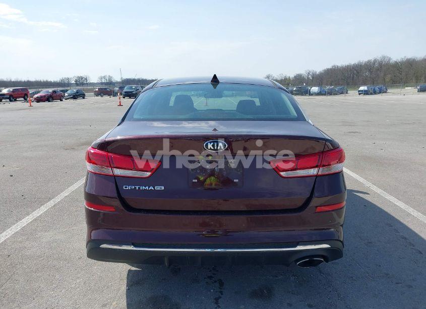 Photo 16 of 2019 Kia Optima LX (VIN 5XXGT4L38KG320865)