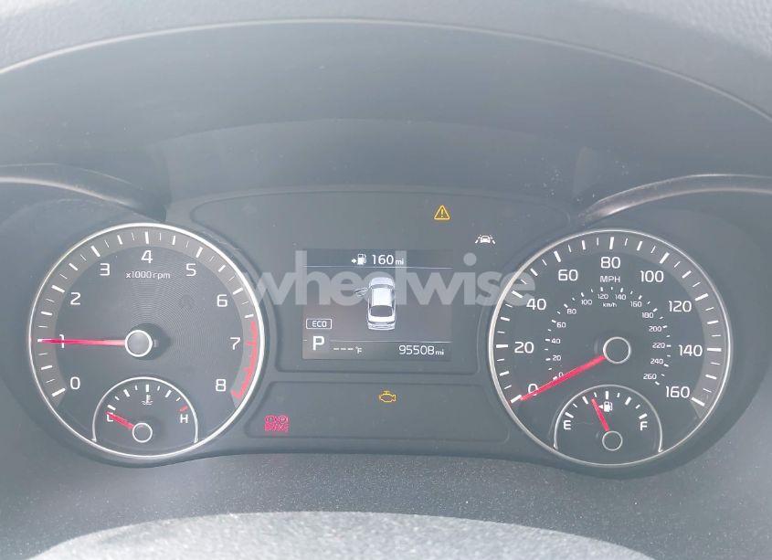 Photo 7 of 2019 Kia Optima LX (VIN 5XXGT4L38KG320865)