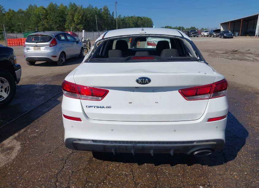 Photo 16 of 2019 Kia Optima LX (VIN 5XXGT4L38KG321840)