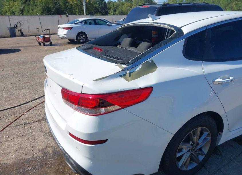 Photo 17 of 2019 Kia Optima LX (VIN 5XXGT4L38KG321840)