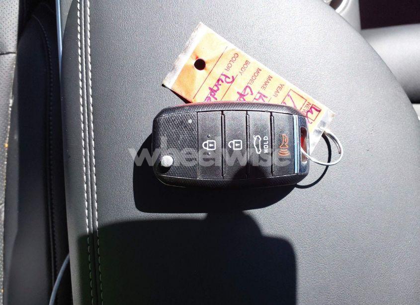 Photo 11 of 2019 Kia Optima LX (VIN 5XXGT4L38KG337200)