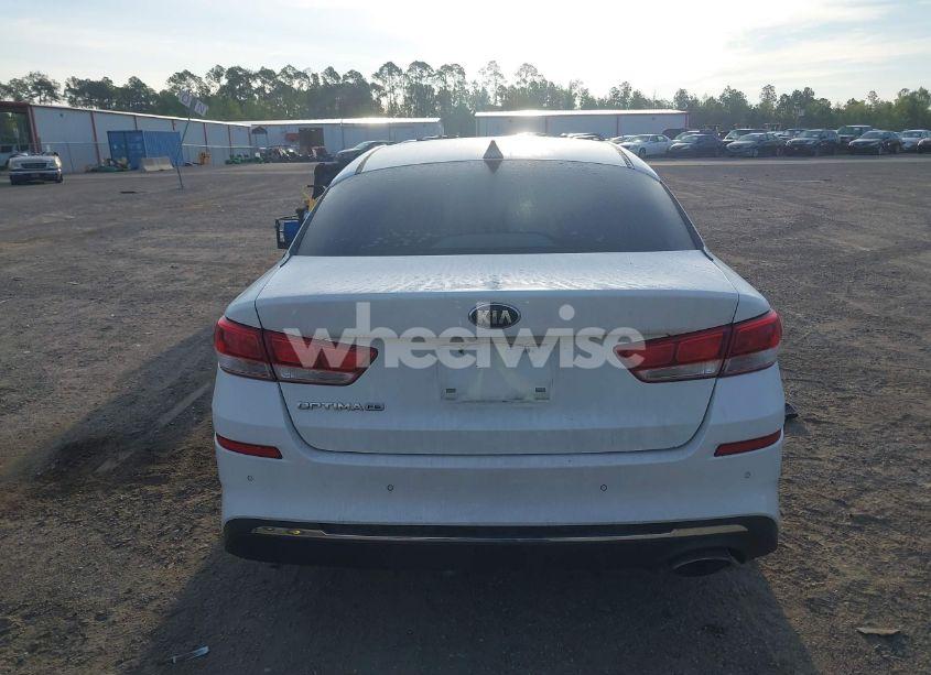 Photo 16 of 2019 Kia Optima LX (VIN 5XXGT4L38KG346740)