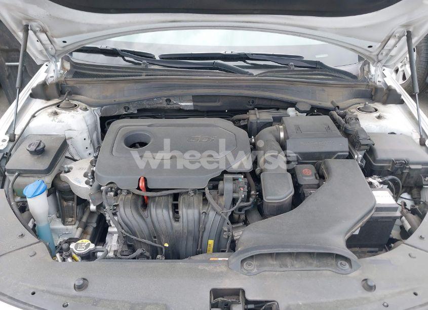 Photo 10 of 2019 Kia Optima LX (VIN 5XXGT4L38KG351615)