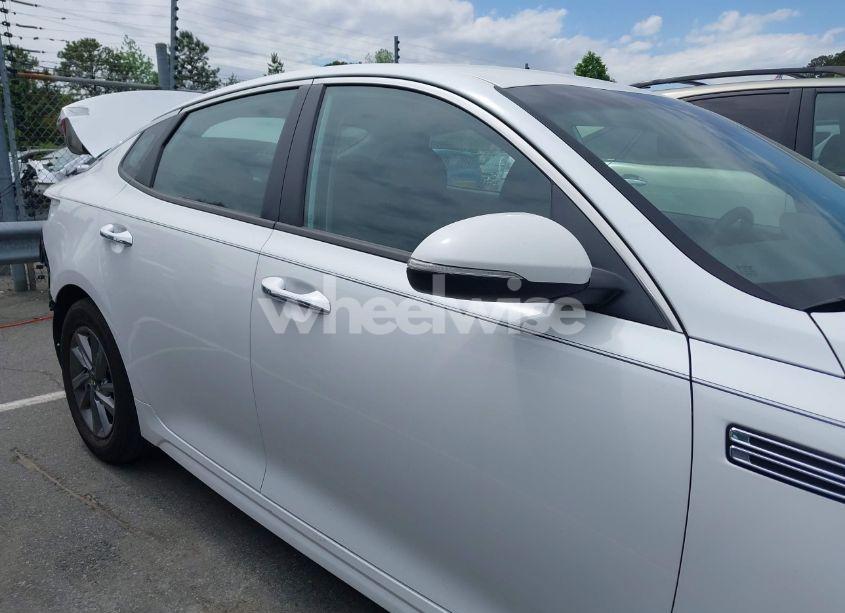 Photo 14 of 2019 Kia Optima LX (VIN 5XXGT4L38KG351615)
