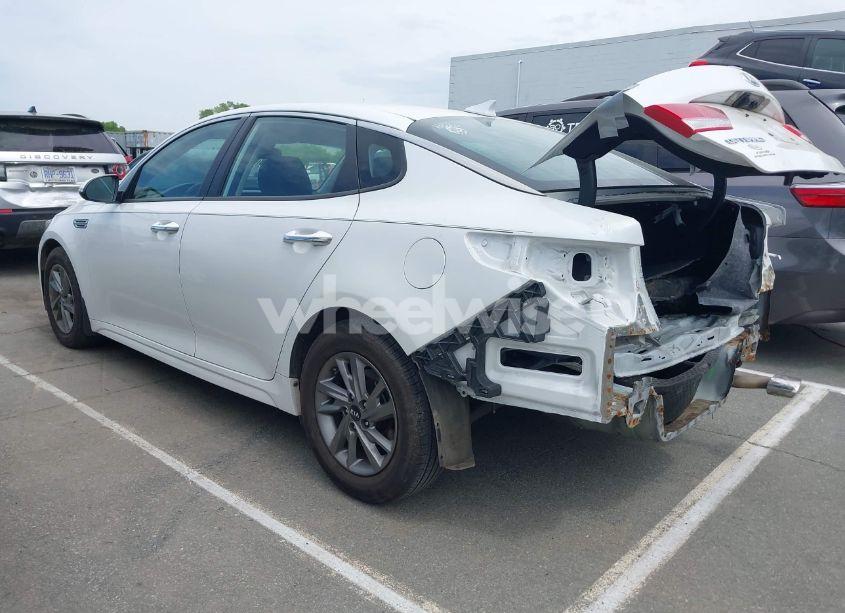 Photo 3 of 2019 Kia Optima LX (VIN 5XXGT4L38KG351615)