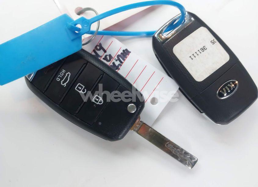 Photo 11 of 2019 Kia Optima LX (VIN 5XXGT4L38KG361111)