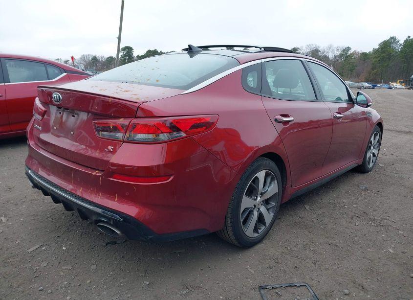 Photo 4 of 2019 Kia Optima LX/S (VIN 5XXGT4L38KG362081)