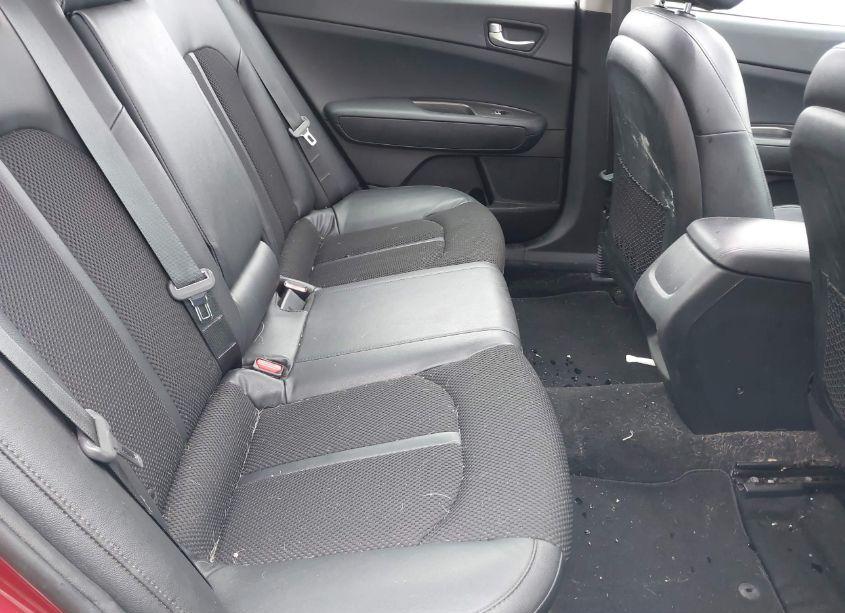 Photo 8 of 2019 Kia Optima LX/S (VIN 5XXGT4L38KG362081)