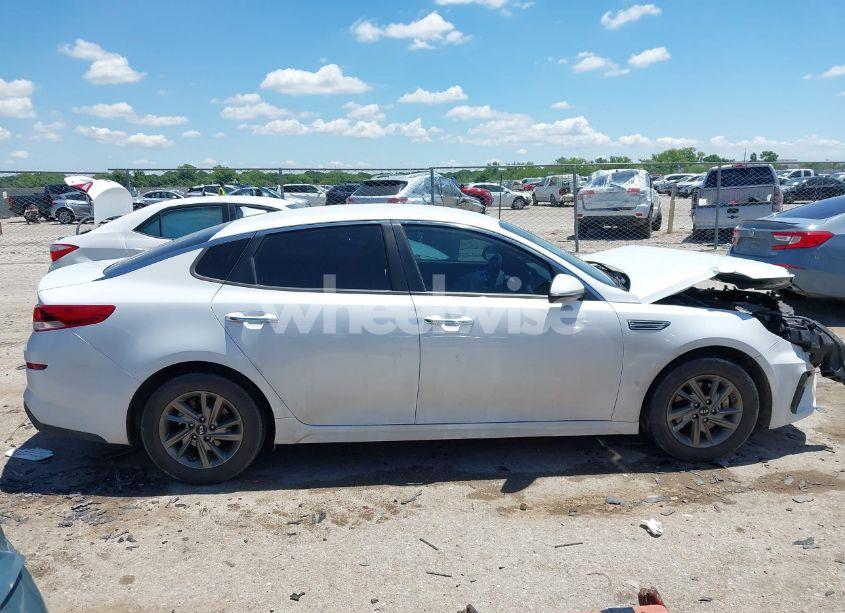 Photo 13 of 2019 Kia Optima LX (VIN 5XXGT4L38KG372576)
