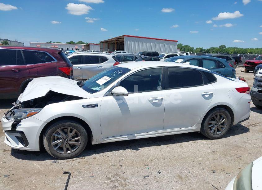 Photo 14 of 2019 Kia Optima LX (VIN 5XXGT4L38KG372576)