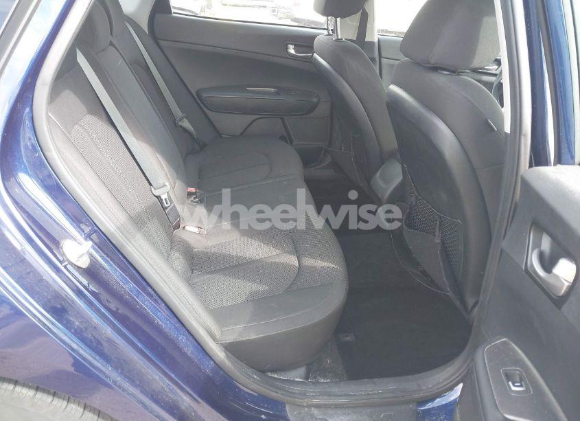 Photo 8 of 2019 Kia Optima LX (VIN 5XXGT4L38KG375025)