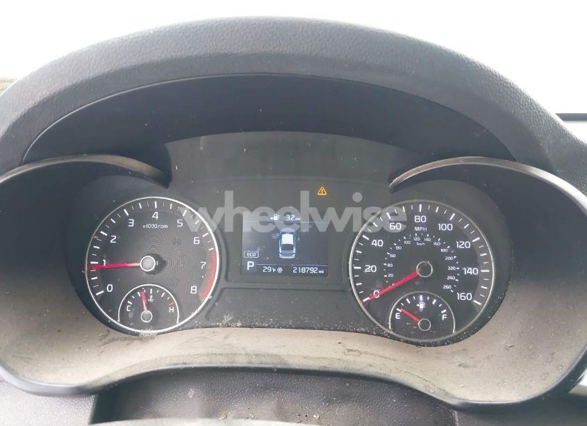 Photo 7 of 2019 Kia Optima LX (VIN 5XXGT4L38KG375879)