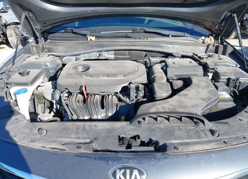 Photo 10 of 2019 Kia Optima S (VIN 5XXGT4L38KG376952)