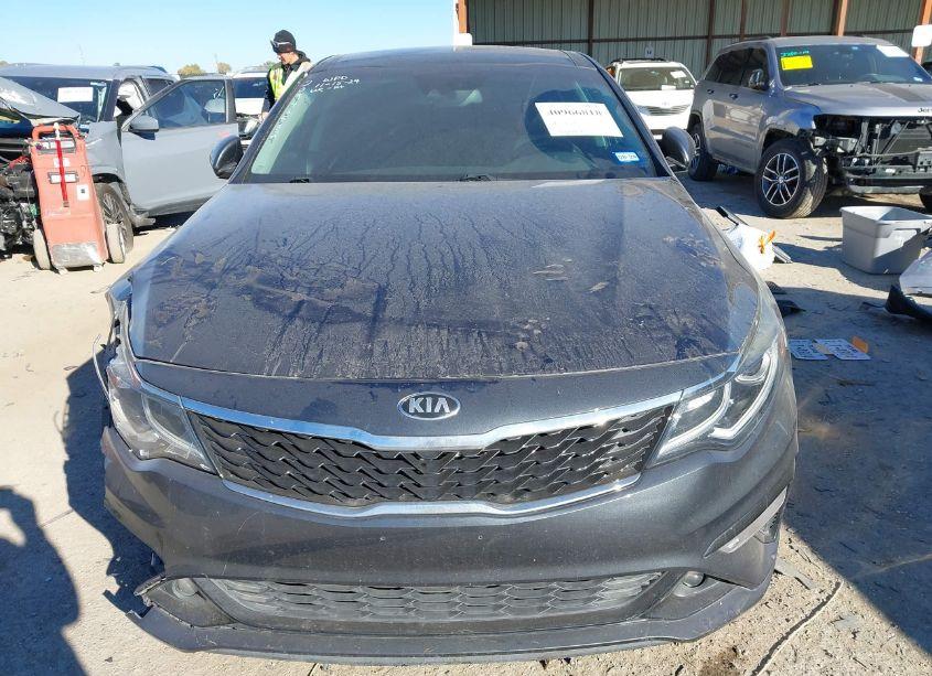 Photo 12 of 2019 Kia Optima S (VIN 5XXGT4L38KG376952)