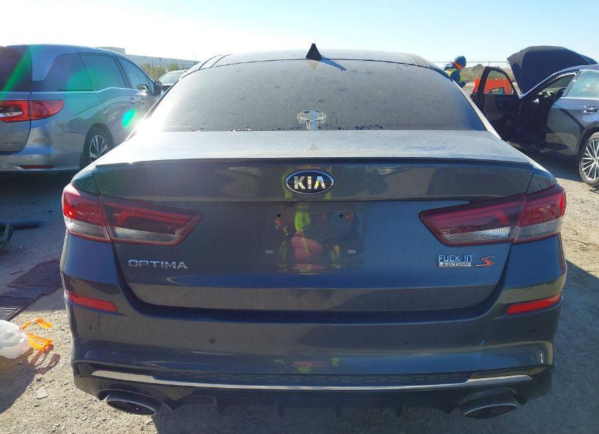 Photo 16 of 2019 Kia Optima S (VIN 5XXGT4L38KG376952)