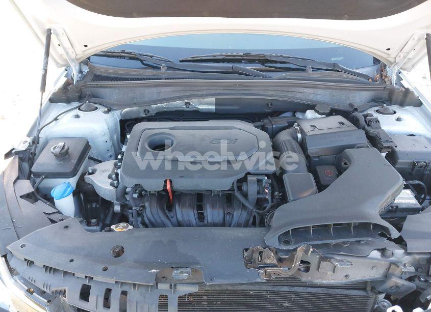 Photo 10 of 2020 Kia Optima LX (VIN 5XXGT4L38LG380257)