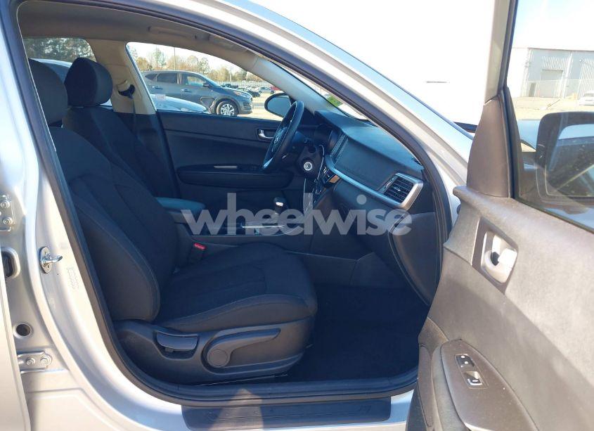 Photo 5 of 2020 Kia Optima LX (VIN 5XXGT4L38LG380257)