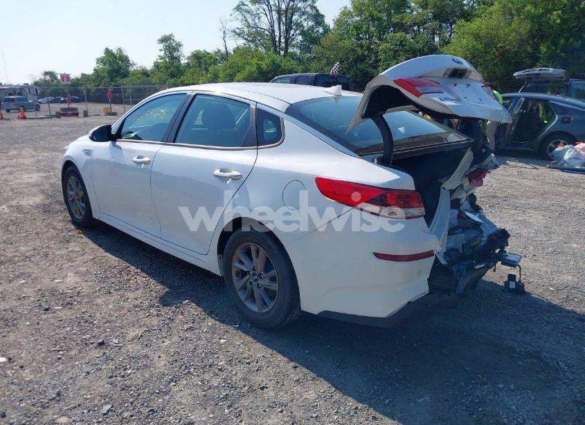 Photo 3 of 2020 Kia Optima LX (VIN 5XXGT4L38LG384213)
