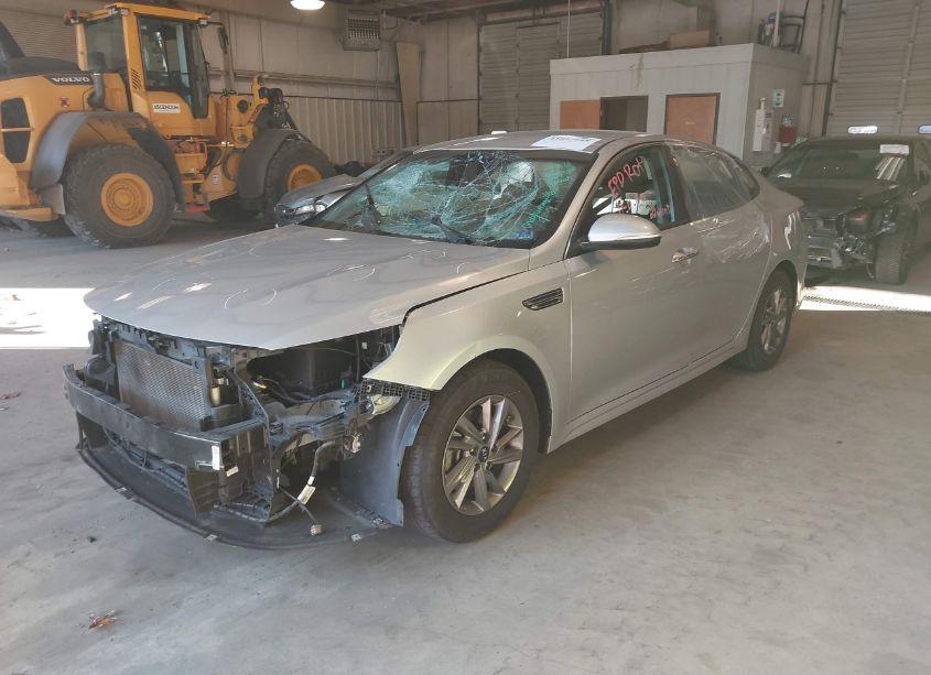 Photo 6 of 2020 Kia Optima LX (VIN 5XXGT4L38LG386513)