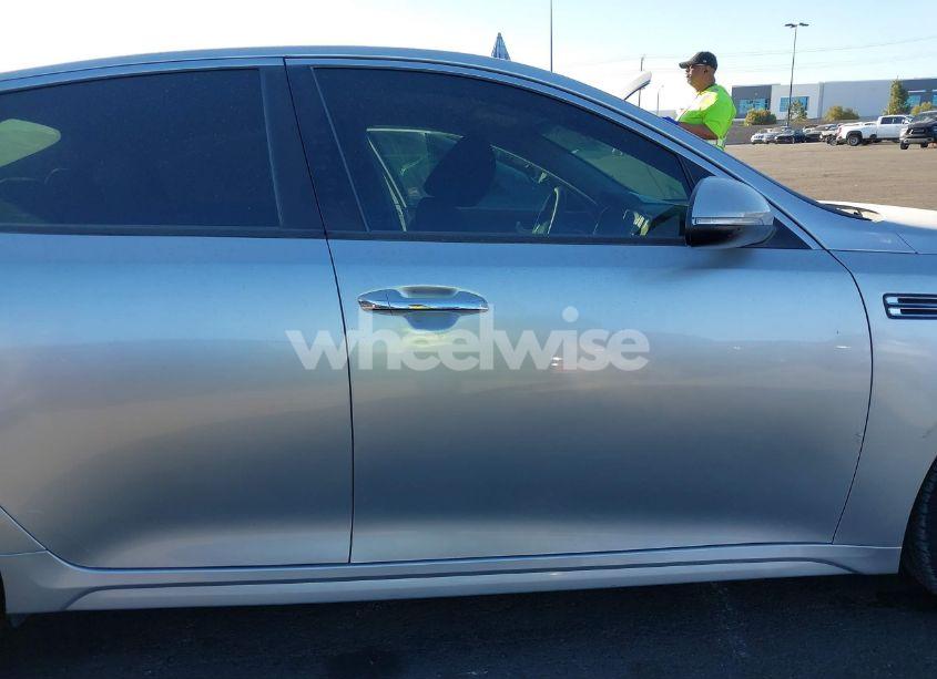 Photo 13 of 2020 Kia Optima LX (VIN 5XXGT4L38LG390108)