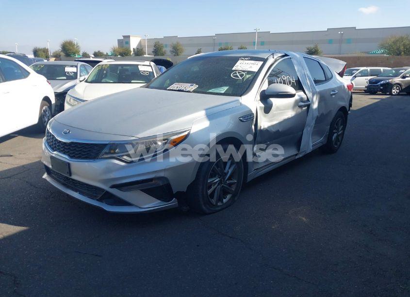 Photo 2 of 2020 Kia Optima LX (VIN 5XXGT4L38LG390108)