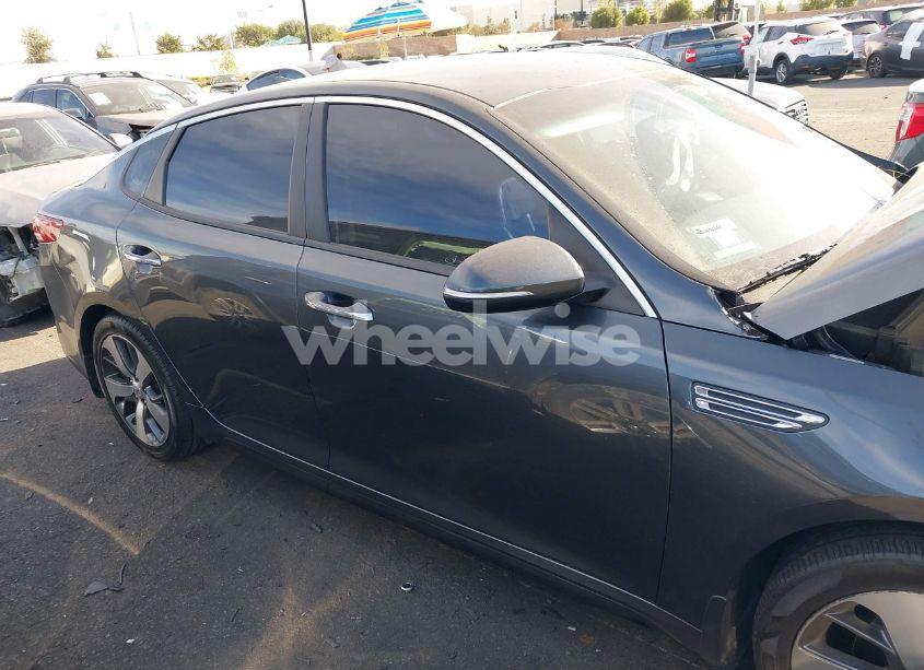 Photo 14 of 2020 Kia Optima S (VIN 5XXGT4L38LG394918)