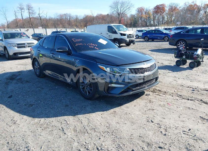 2020 Kia Optima LX (VIN 5XXGT4L38LG398984) main photo