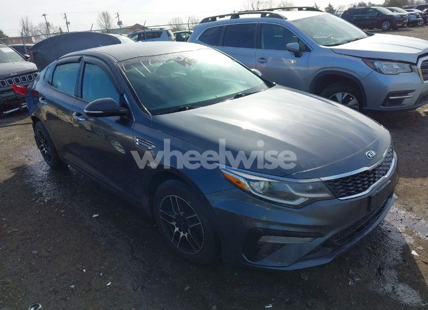 2020 Kia Optima LX (VIN 5XXGT4L38LG438321) main photo