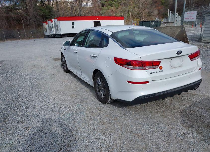 Photo 3 of 2020 Kia Optima LX (VIN 5XXGT4L38LG438545)
