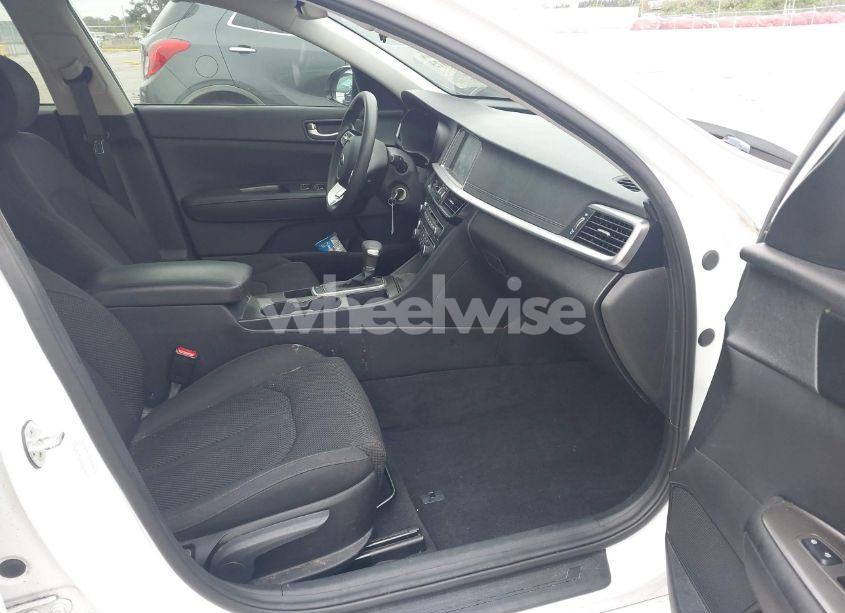 Photo 5 of 2020 Kia Optima LX (VIN 5XXGT4L38LG438920)