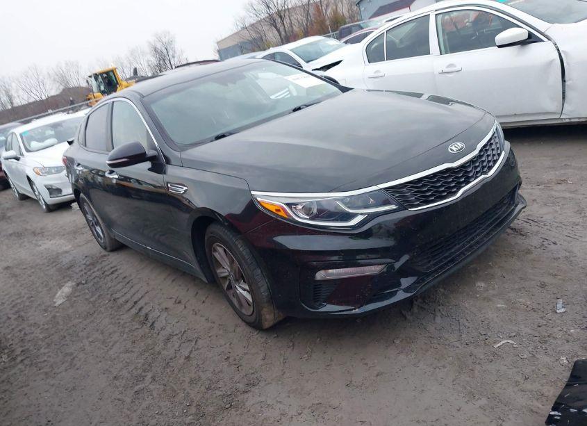 2020 Kia Optima LX (VIN 5XXGT4L38LG443776) main photo